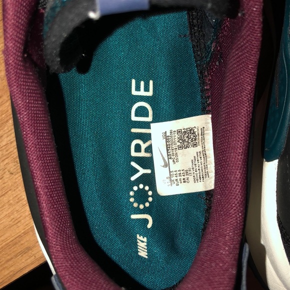 NIKE shoe - Picture 6 of 9